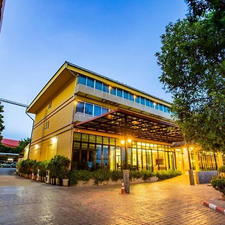 Sea Paradise Hotel Sattahip Exterior foto